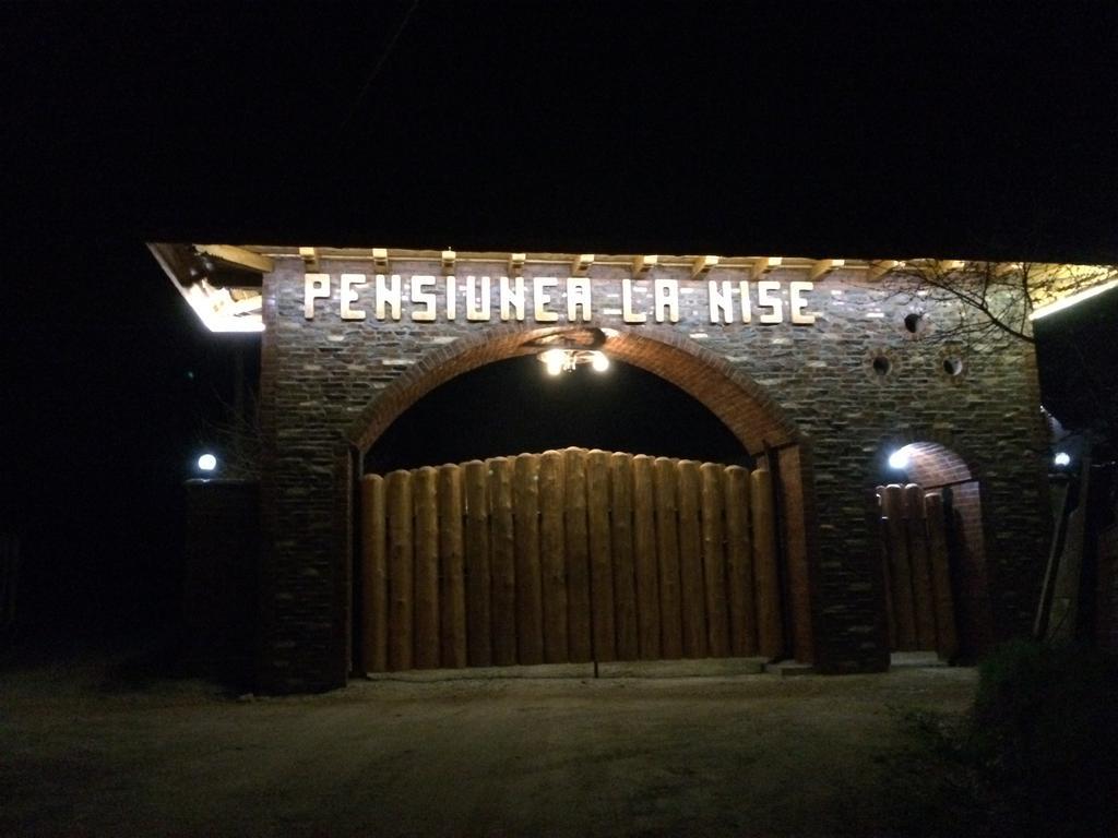 Pensiunea La Nise Sîmbăta de Sus المظهر الخارجي الصورة